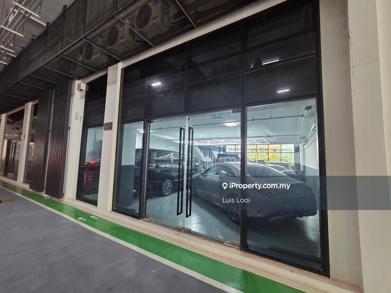 Warehouse for Sale in Emhub, Warehouse/ Office / Kota Damansara, PJ, Kota Damansara by Luis Looi - iProperty.com.my