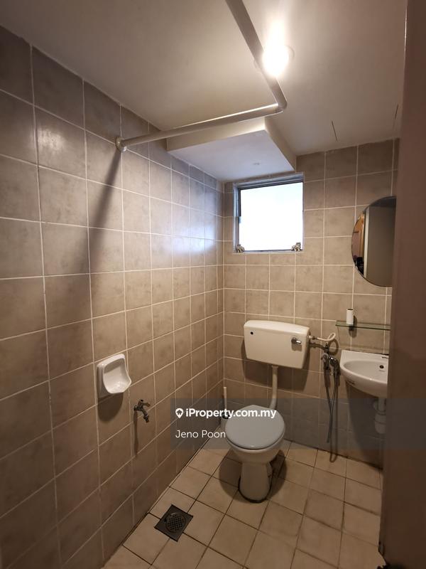 Condominium for Sale in Desarina Condominium by Jeno Poon - iProperty.com.my