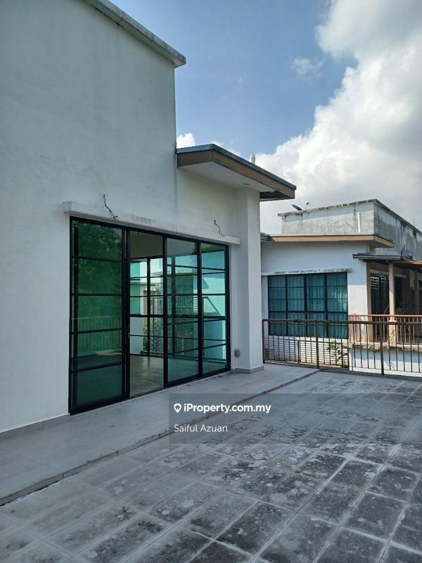 Rumah Berkembar untuk Dijual di uwrad, Shah Alam oleh Saiful Azuan - iProperty.com.my