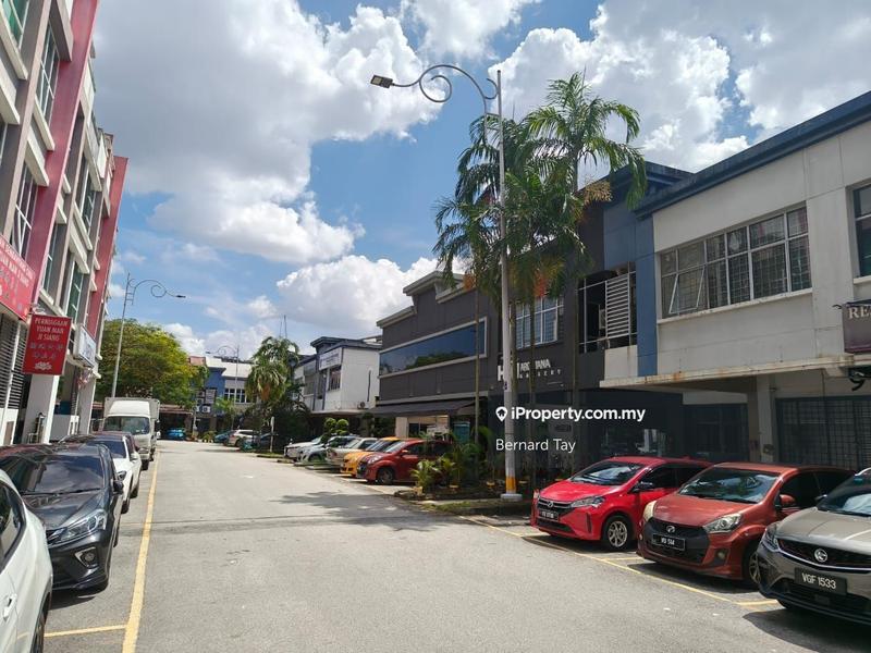 Shop / Office untuk Dijual di Ara Damansara, Petaling Jaya oleh Bernard Tay - iProperty.com.my