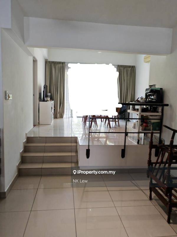 Kondominium untuk Dijual di Bayan Villa, Seri Kembangan oleh NK Lew - iProperty.com.my