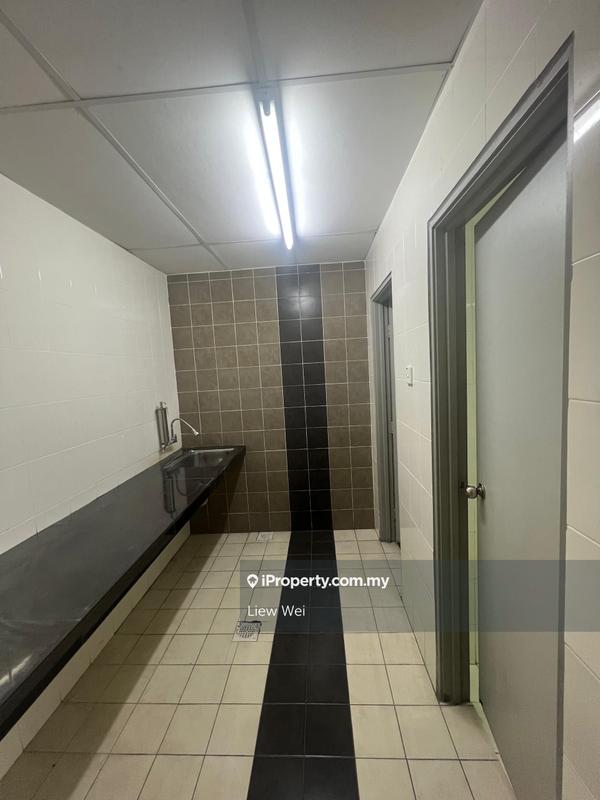 For Sale - Putra walk, Ground Floor Shop lot, Pinggiran Putra