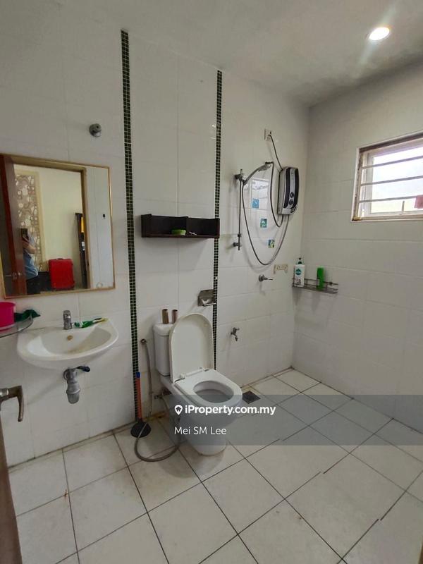 Rumah Berkembar untuk Dijual di Taman Taming Indah, Bandar Sungai Long oleh Mei SM Lee - Taman Taming Indah, Sg Long Bathroom - iProperty.com.my