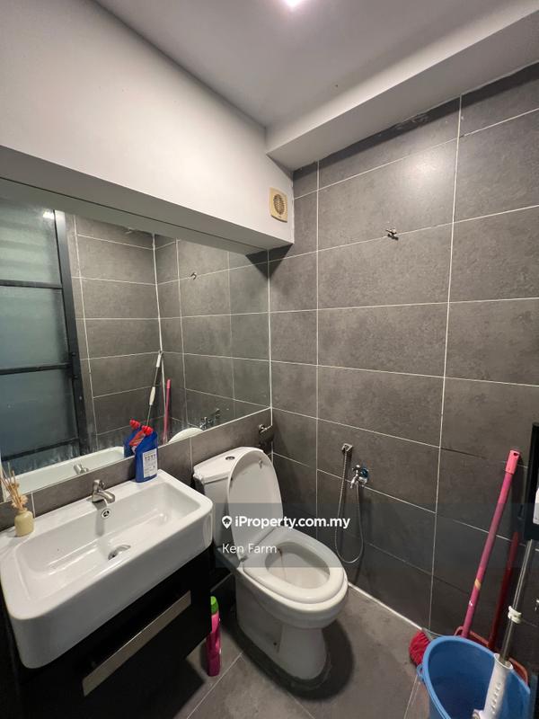 Kondominium untuk Dijual di Empire Damansara (Empire SOHO 2) oleh Ken Farm - iProperty.com.my