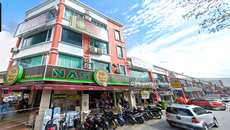 For Rent - ( Corner ) Batu Caves Taman Selaseh 4 Storey Shop ( Rent ), Taman Selasih Fasa II, Selangor
