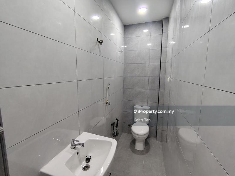 1-storey Terraced House for Sale in Taman Ayer Keroh Heights, Ayer Keroh by Keith Tan - iProperty.com.my