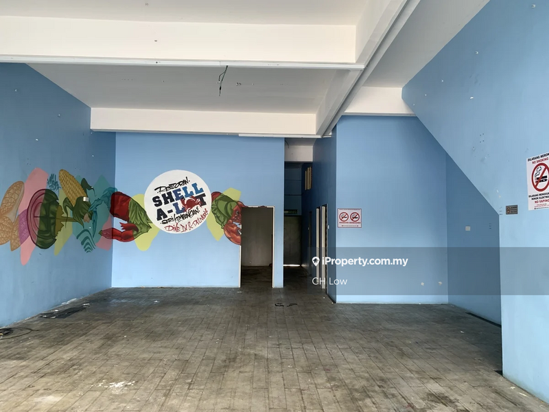 Shop / Office for Rent in Bandar Putra Permai, Seri Kembangan by CH Low - iProperty.com.my