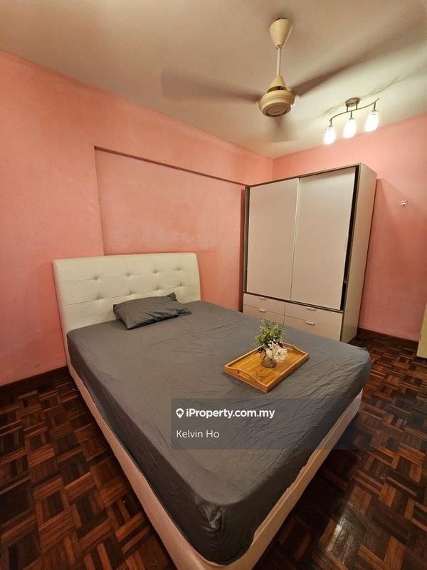 For Rent - Arena Green