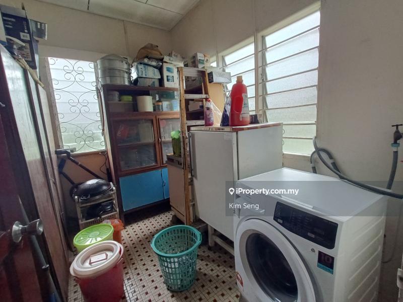 Bungalow House for Sale in Sunrise Park 11000 sqft, Kluang by Kim Seng - iProperty.com.my