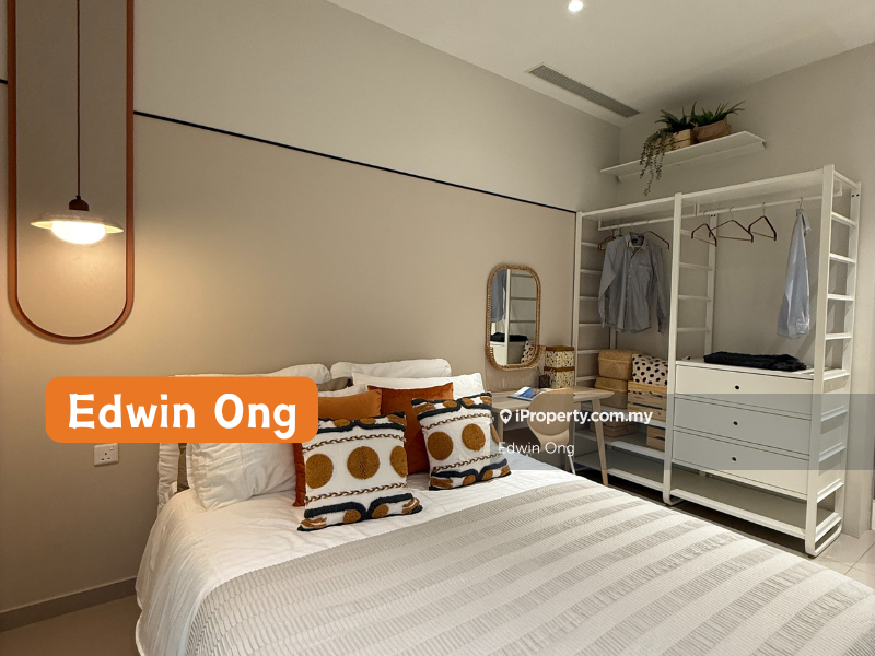 For Sale - Seiras @ Utropolis