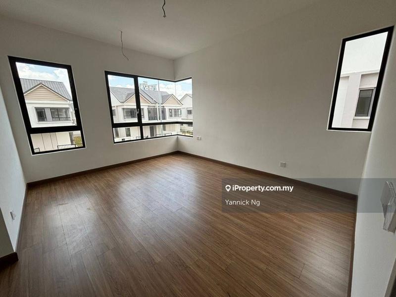 Rumah Berkembar untuk Dijual di Cyber 10, Cyberjaya oleh Yannick Ng - iProperty.com.my