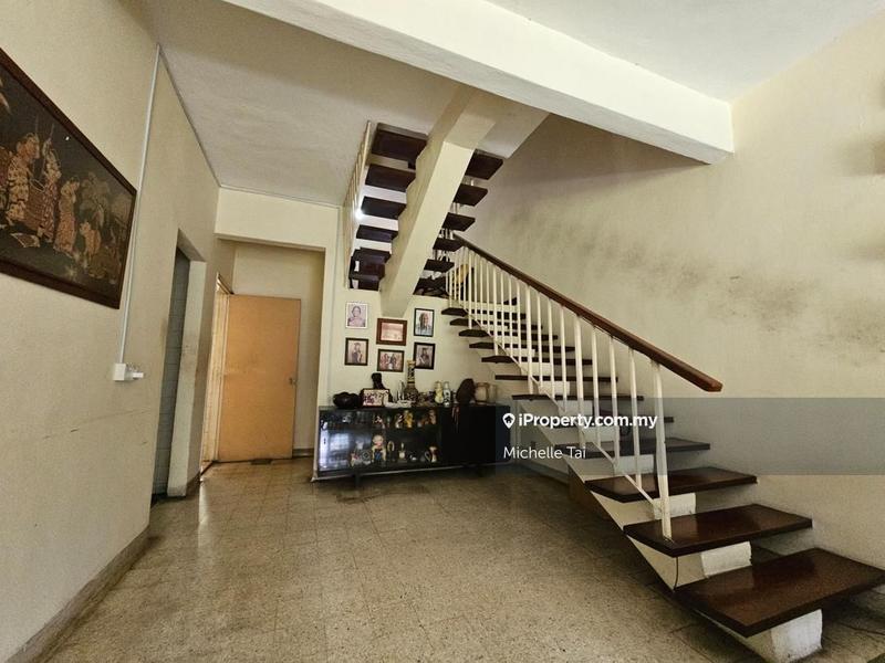 Semi-Detached House for Sale in Taman Lucky, Bangsar by Michelle Tai - iProperty.com.my