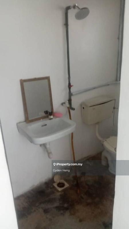 Rumah Flat untuk Dijual di Taman Pulai Utama oleh Gyden Heng - iProperty.com.my