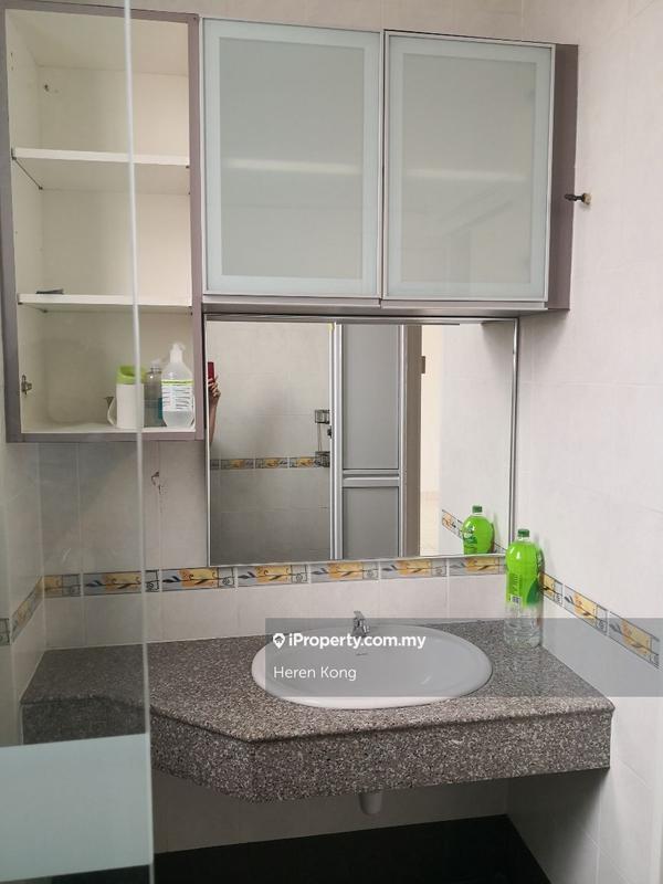 Rumah Berangkai 2 Tingkat untuk Disewa di Mutiara Puchong, Puchong oleh Heren Kong - iProperty.com.my