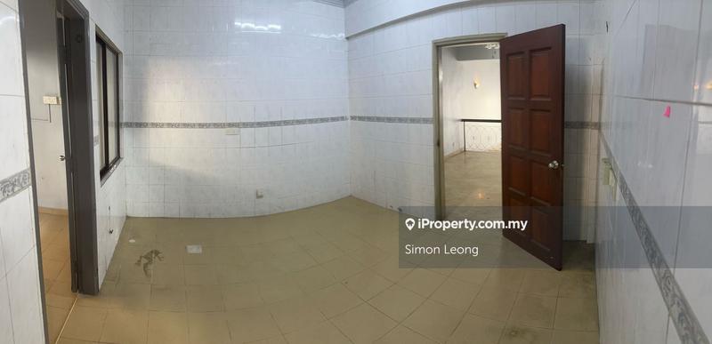 Rumah Berangkai 2 Tingkat untuk Dijual di Bukit Jelutong, Shah Alam oleh Simon Leong - iProperty.com.my