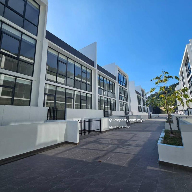4-storey Terraced House for Sale in Empire Residence, Damansara Perdana by Melanie Chan - iProperty.com.my