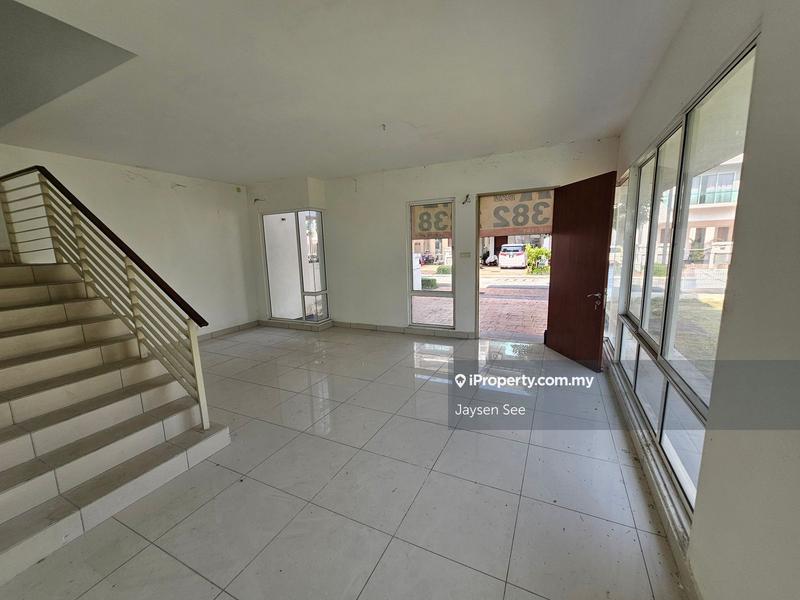 Rumah Berangkai 3 Tingkat untuk Dijual di Taman Subang Mas, Subang Jaya oleh Jaysen See - iProperty.com.my
