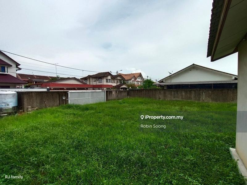 Bungalow House for Sale in Ujong Pasir, Melaka by Robin Soong - iProperty.com.my