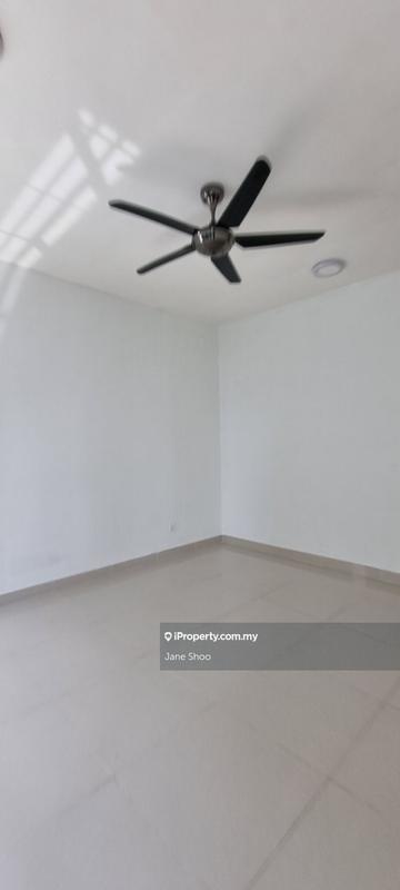 Condominium for Sale in The Z Residence by Jane Shoo - iProperty.com.my