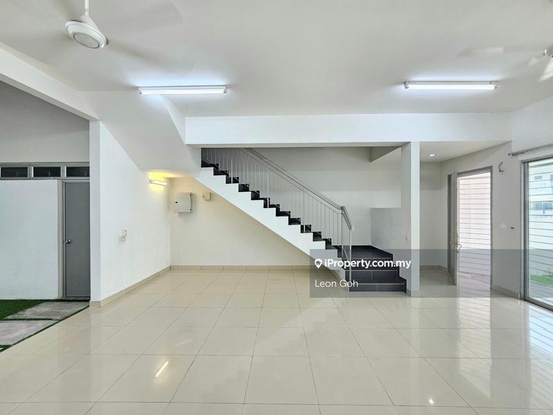 Rumah Teres 2-Tingkat untuk Dijual di Bandar Rimbayu, Telok Panglima Garang oleh Leon Goh - iProperty.com.my