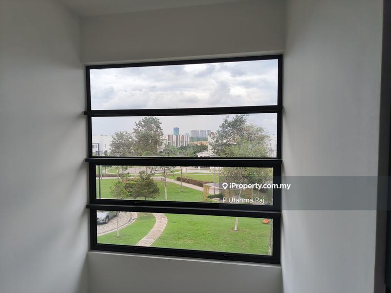 3-storey Terraced House for Sale in Telok Panglima Garang, Selangor by P Utahma Raj - iProperty.com.my