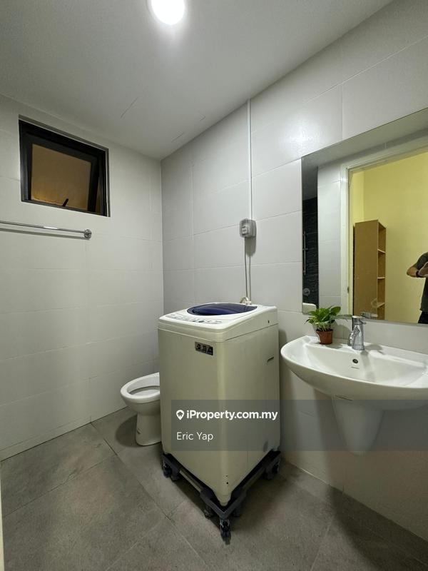 For Rent - Pearl Suria