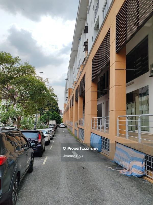 Kedai-Pejabat untuk Dijual di Taman Daya, Kepong oleh Joanne Chu - iProperty.com.my