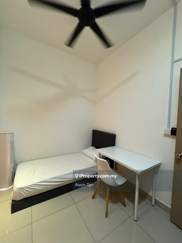 Kediaman Servis untuk Disewa di SkyVille 8 @ Benteng 8 oleh Alwin Tan - iProperty.com.my