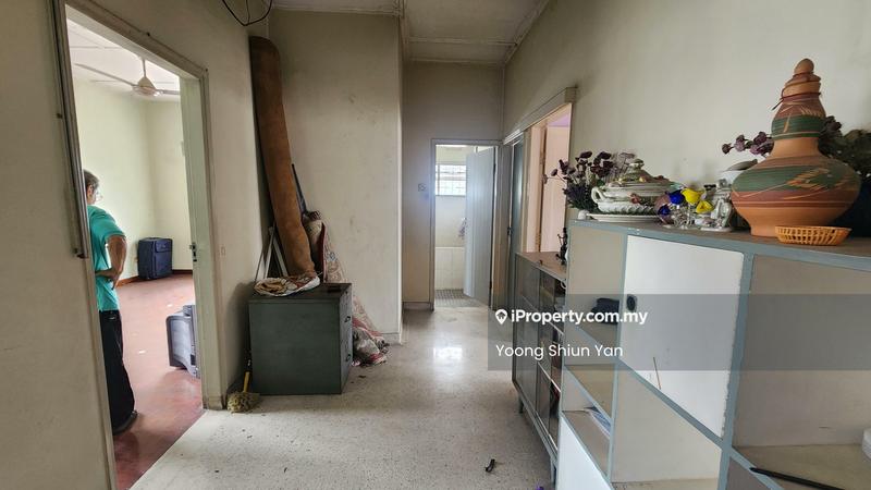 Bungalow House untuk Dijual di Kampung Bandar Hilir, Melaka City oleh Yoong Shiun Yan - Corridor - iProperty.com.my