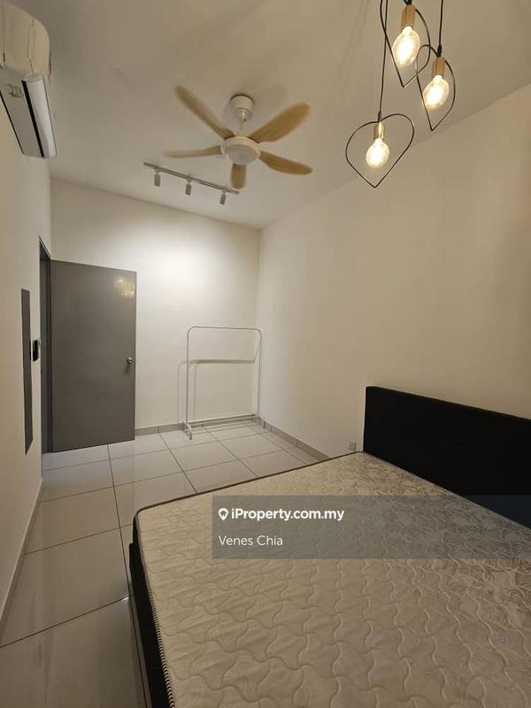 For Rent - Traders Park