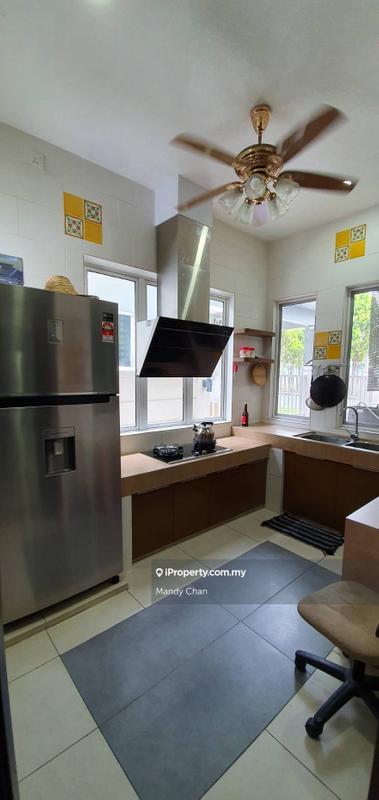 Bungalow House untuk Disewa di Taman Equine, Seri Kembangan oleh Mandy Chan - iProperty.com.my