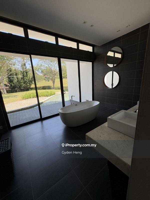 Bungalow House for Sale in Leisure Farm, Gelang Patah by Gyden Heng - iProperty.com.my