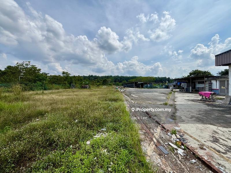 For Sale - Desa Perindustrian Sri Kulai
