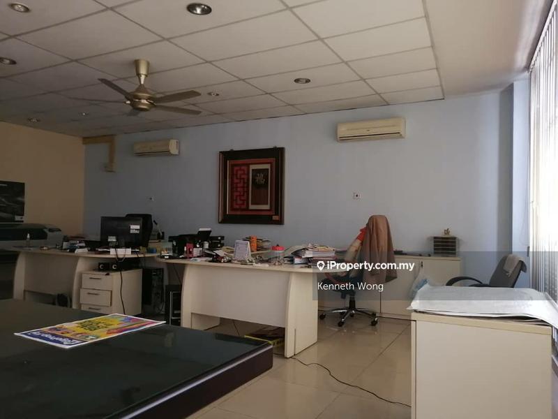 Office for Sale in Sunwaymas Commercial Centre, Petaling Jaya by Kenneth Wong - iProperty.com.my