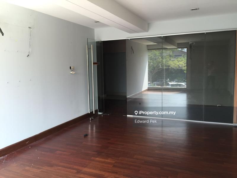 Kilang Berkembar untuk Disewa di Seksyen U1, Glenmarie oleh Edward Pek - iProperty.com.my