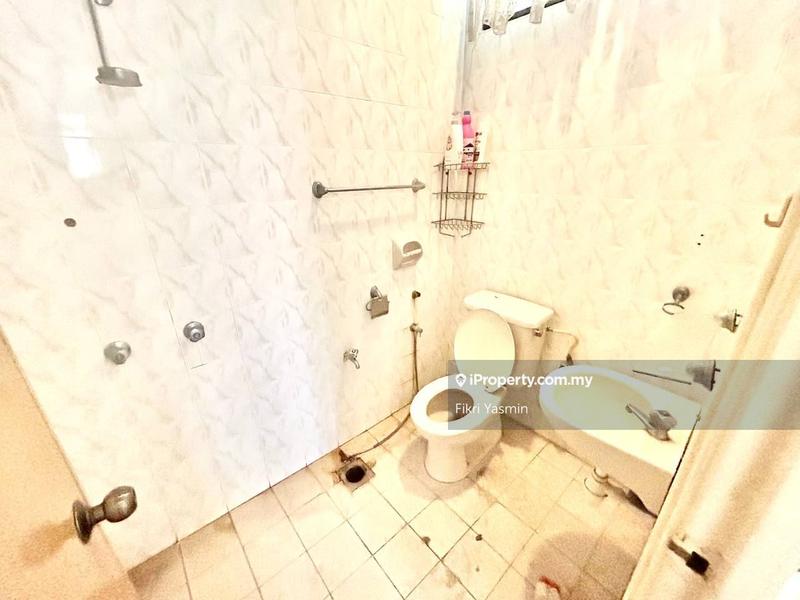 Rumah Berkembar untuk Dijual di Seksyen 7, Shah Alam oleh Fikri Yasmin - iProperty.com.my