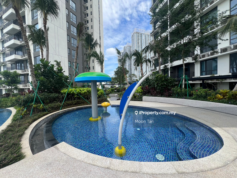 For Sale - Baron Residence @ Lake City