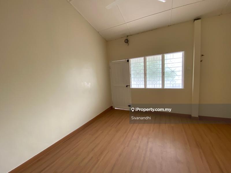 Rumah Teres 2-Tingkat untuk Dijual di Teluk Gadong, Klang oleh Sivanandhi - iProperty.com.my