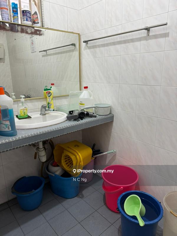 Rumah Berangkai 2 Tingkat untuk Dijual di Taman Berkeley, Klang oleh N C Ng - iProperty.com.my