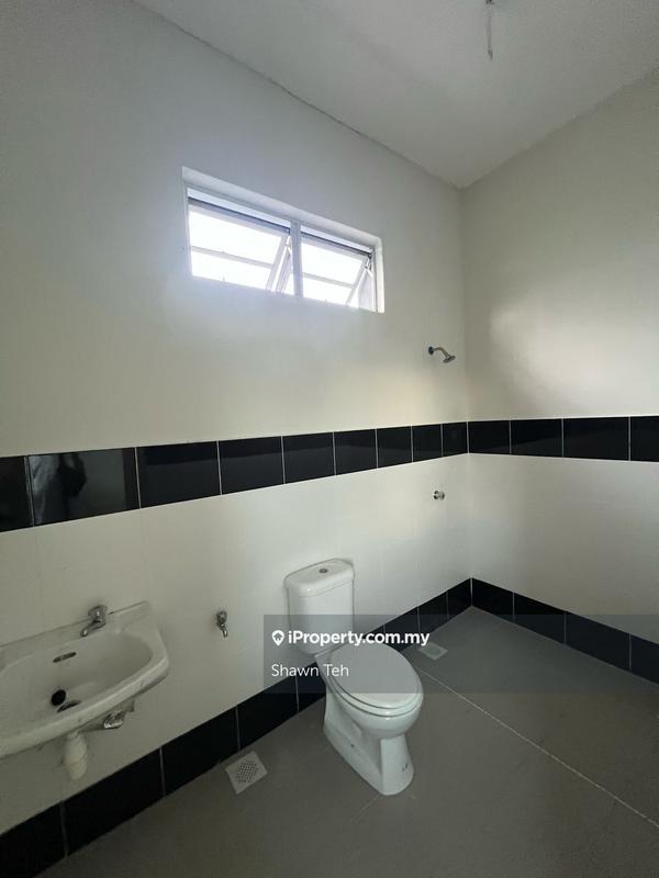 Semi-Detached House for Sale in Taman Limbongan Jaya, Klebang by Shawn Teh - iProperty.com.my