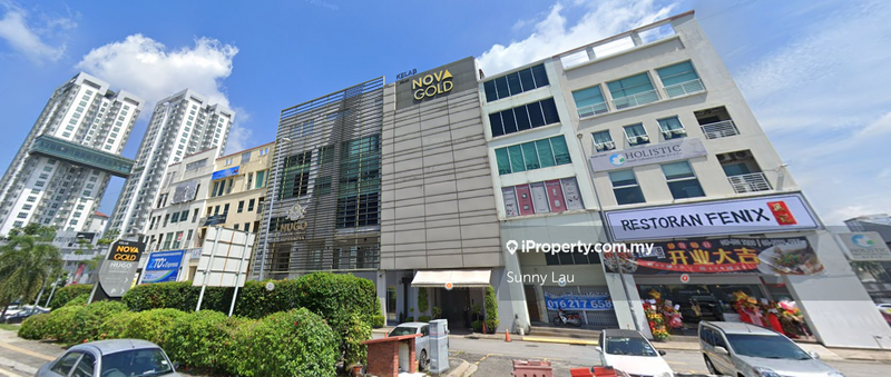 For Sale - 5 STOREY SHOP OFFICE FOR SALE