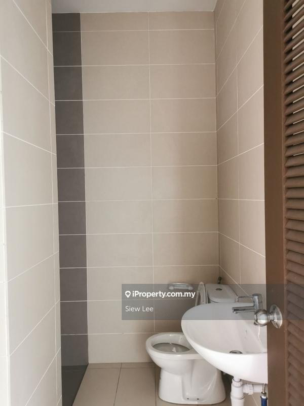 Rumah Berangkai 3 Tingkat untuk Dijual di Kota Damansara, Selangor oleh Siew Lee - iProperty.com.my