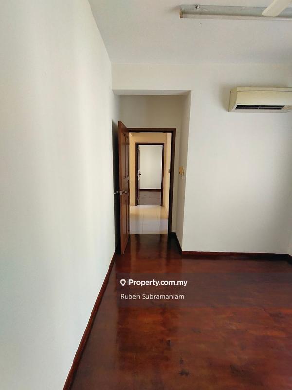Kondominium untuk Dijual di Cyber Heights Villa oleh Ruben Subramaniam - iProperty.com.my