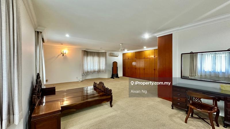 Bungalow House untuk Dijual di Taman Bukit Pantai, Bangsar oleh Aivan Ng - iProperty.com.my
