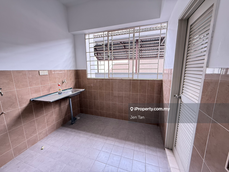 Townhouse for Sale in Kota Kemuning, Shah Alam by Jen Tan - iProperty.com.my