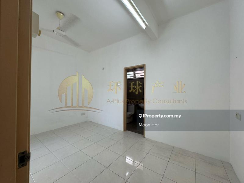 For Sale - Carissa Park Condominium