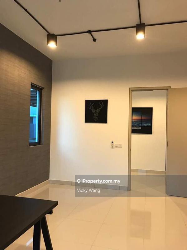 Rumah Berkembar untuk Dijual di Telok Panglima Garang, Selangor oleh Vicky Wang - iProperty.com.my