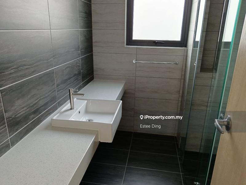 Rumah Berkembar untuk Dijual di Abadi Heights, Puchong oleh Estee Ding - iProperty.com.my