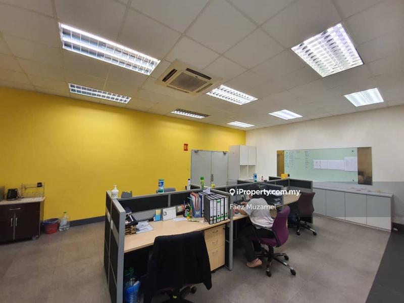 Kilang Berkembar untuk Dijual di Bukit Jelutong, Shah Alam oleh Faez Muzamel - iProperty.com.my