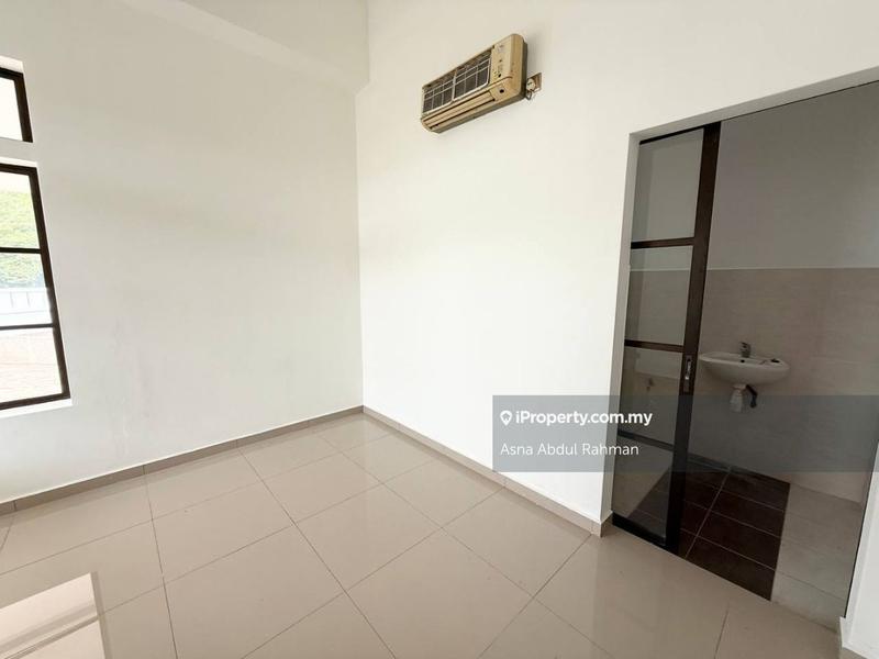 Bungalow House for Sale in Bandar Baru Enstek, Bandar Enstek by Asna Abdul Rahman - iProperty.com.my
